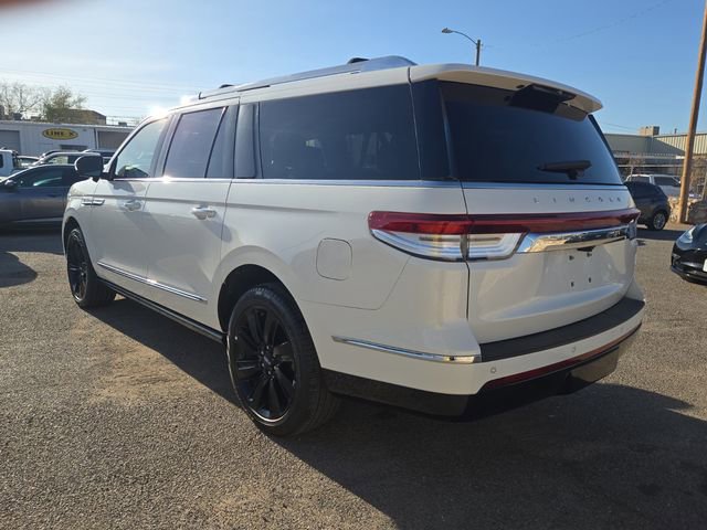 Used 2023 Lincoln Navigator L Reserve image 4