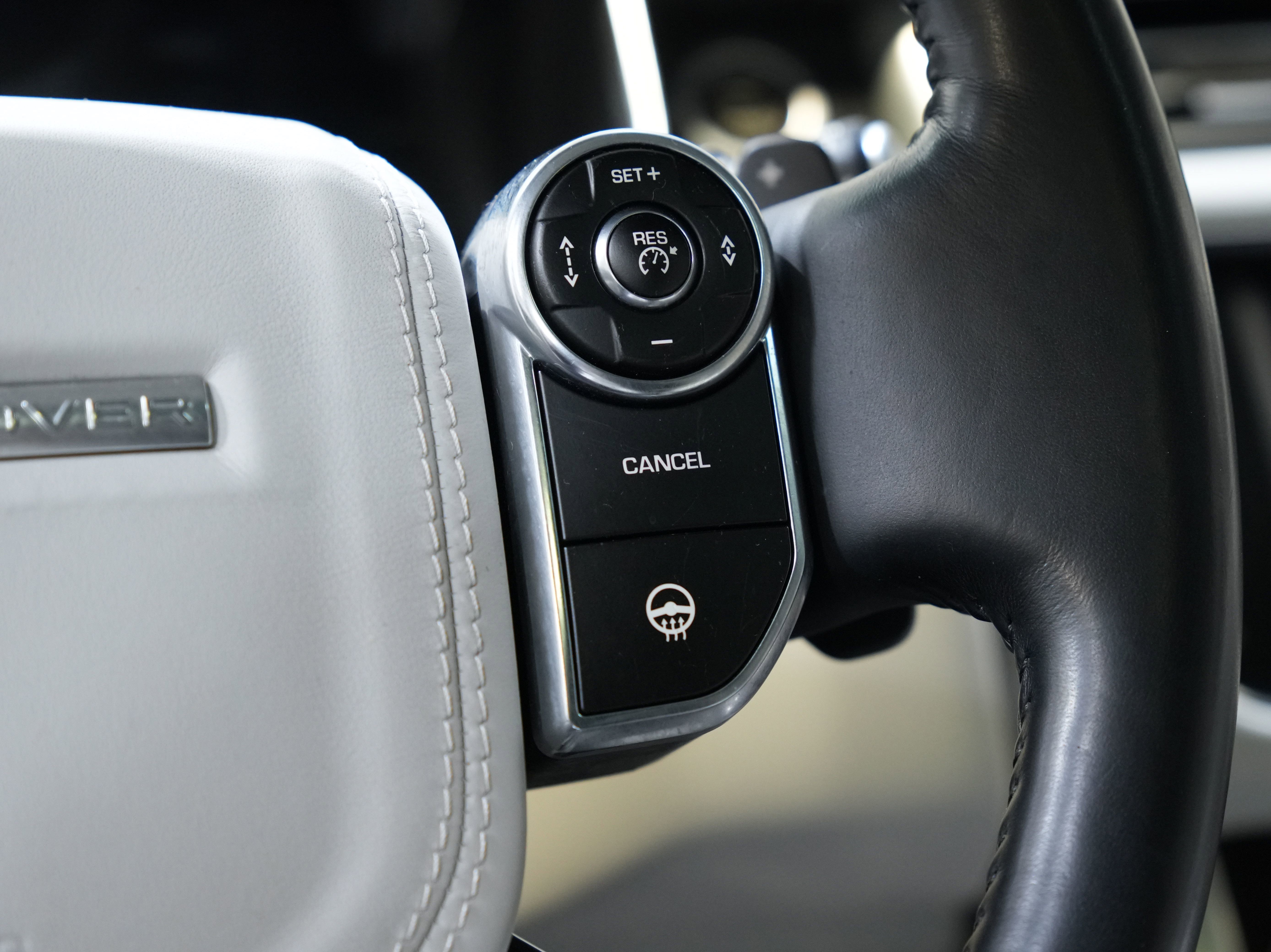Used 2014 Land Rover Range Rover Supercharged AWD/4WD image 50