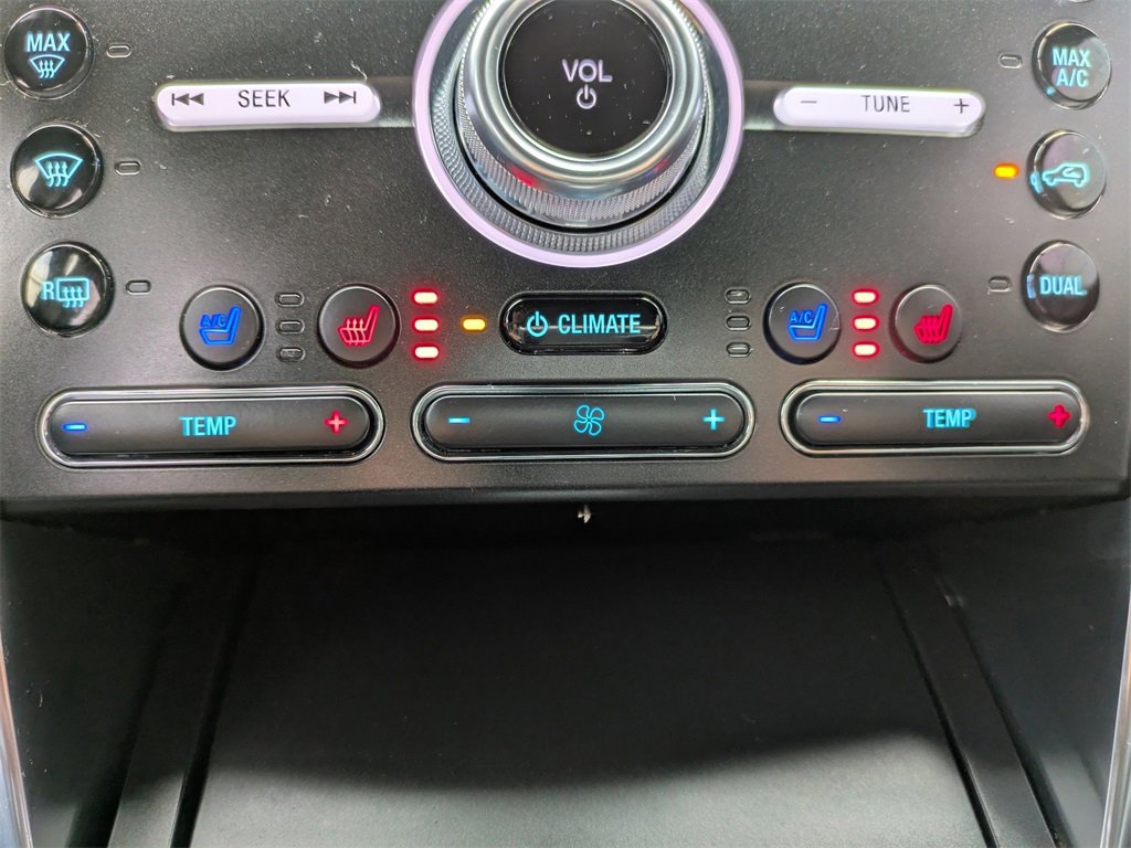 Used 2019 Ford Explorer Limited w/ Ford Safe & Smart Package image 26