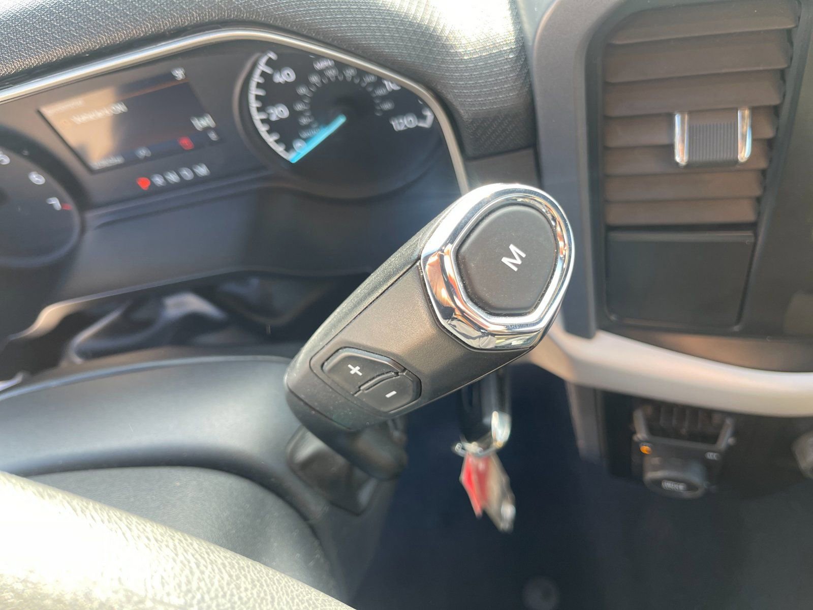 Used 2023 Ford F150 XLT image 21