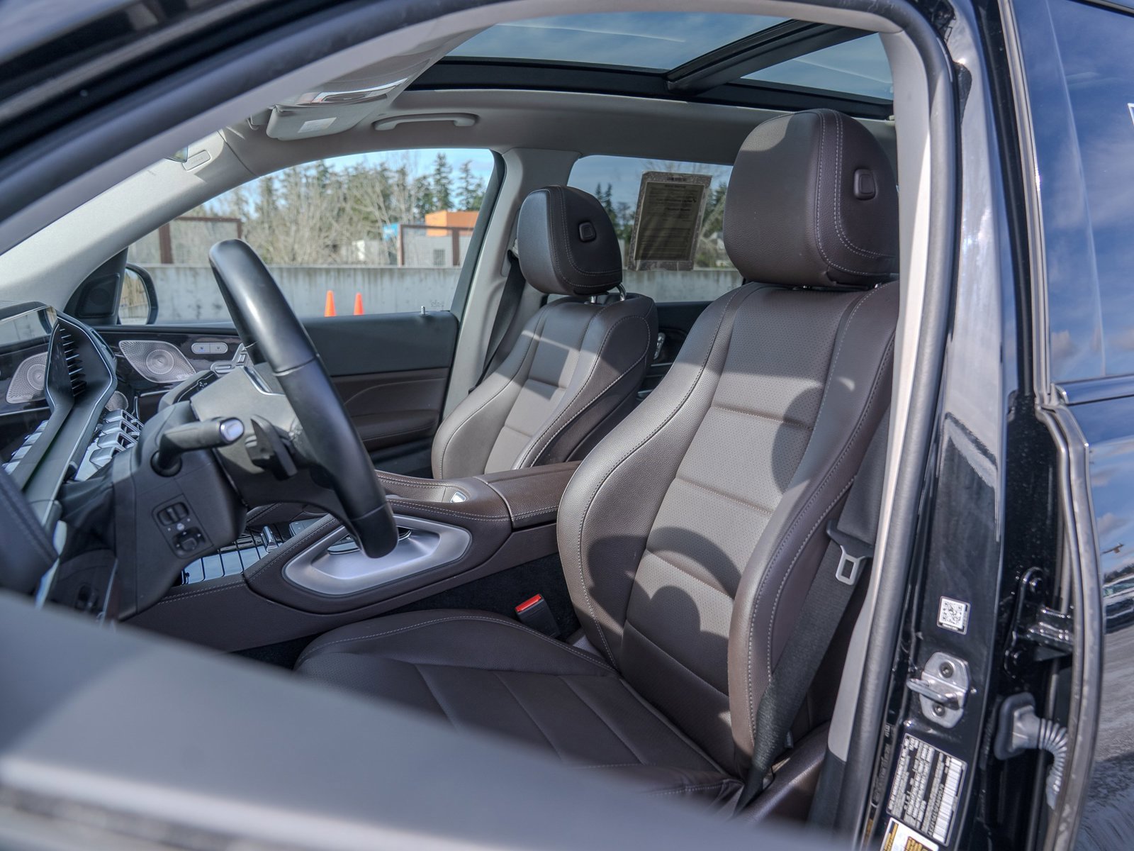 Certified 2023 Mercedes-Benz GLS 450 4MATIC image 16