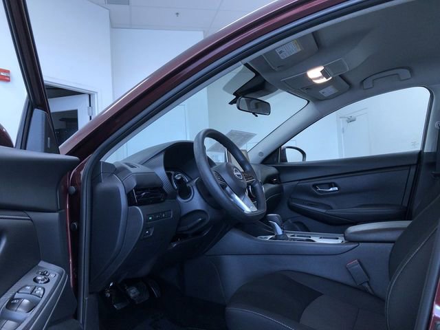 Used 2025 Nissan Sentra SV FWD image 11