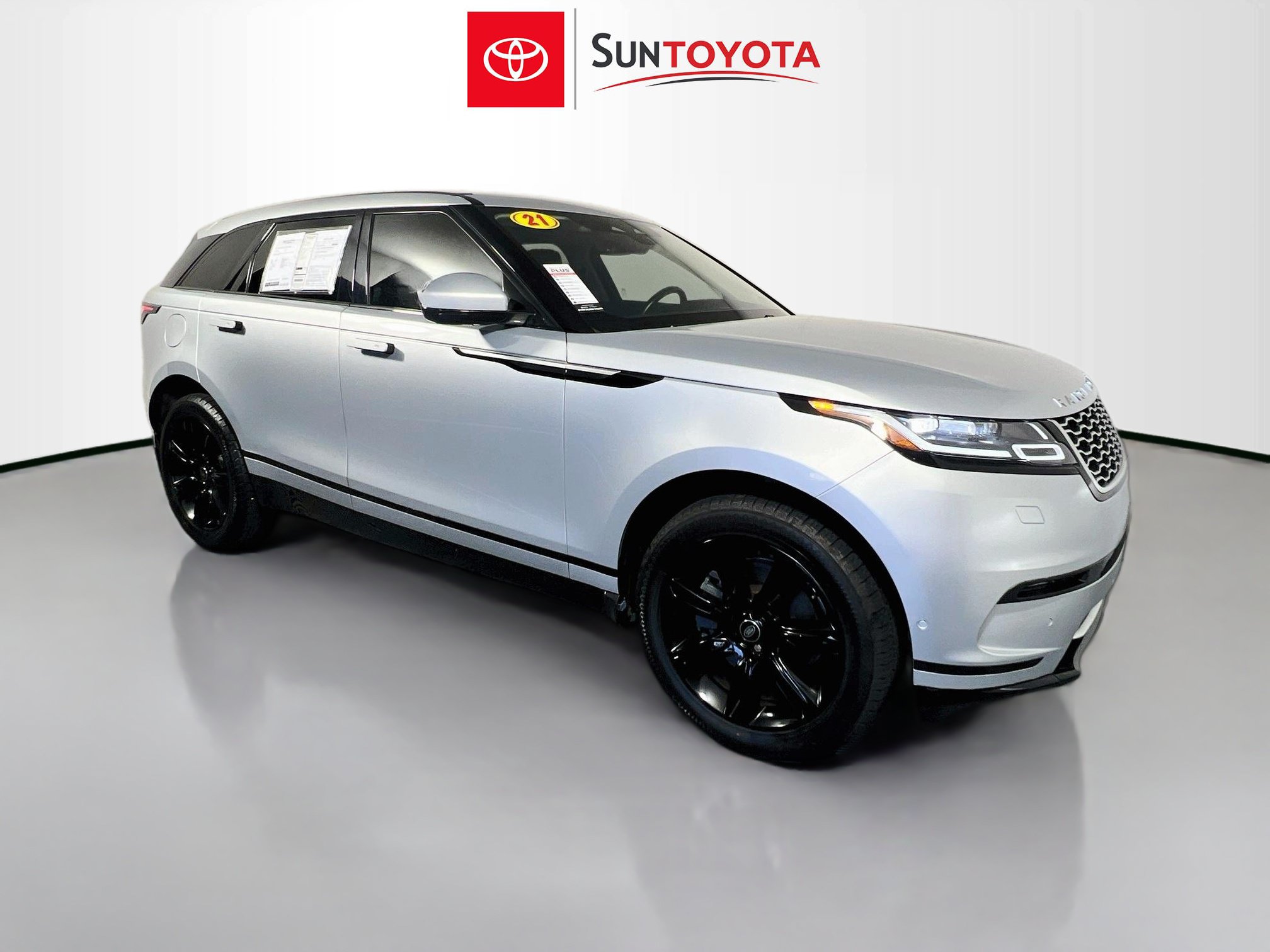 Used 2021 Land Rover Range Rover Velar S AWD/4WD image 1