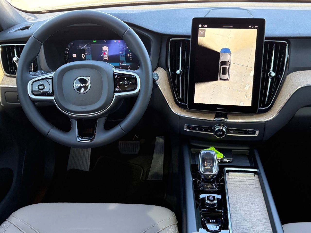 New 2026 Volvo XC60 T8 Plus w/ Protection Package Premier AWD/4WD image 12