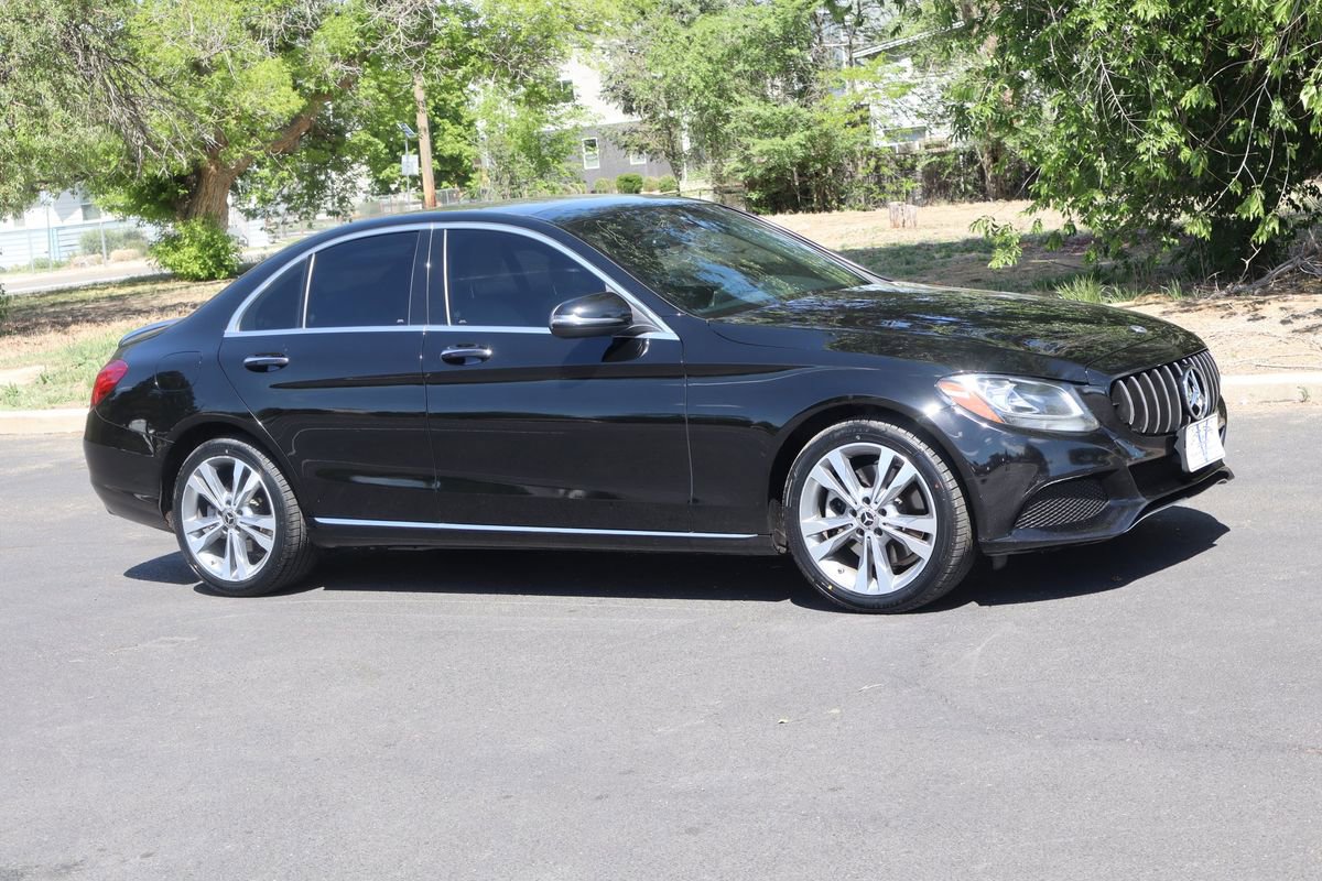 Used 2018 Mercedes-Benz C 300 4MATIC Sedan w/ Premium Package image 2