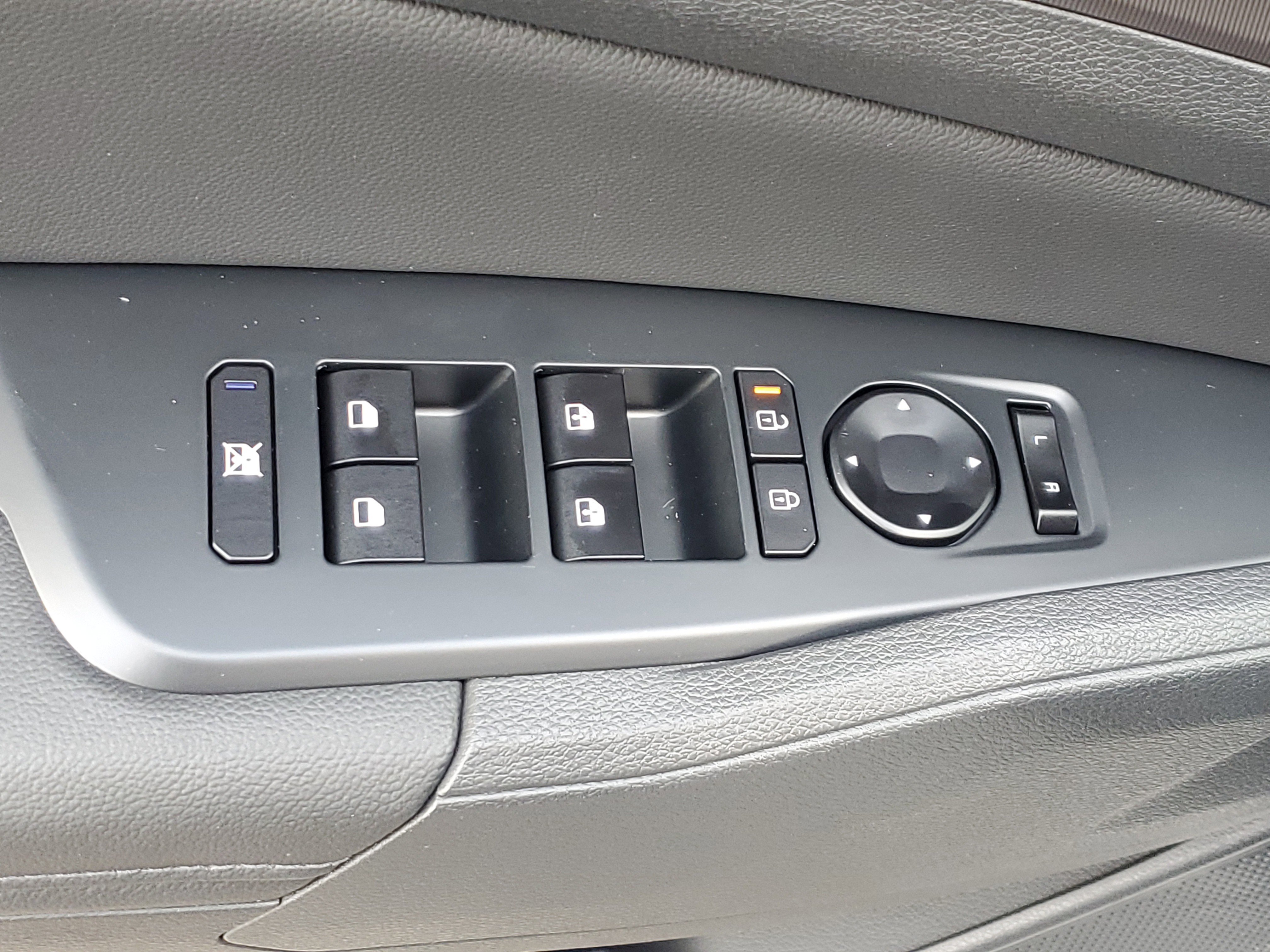 New 2026 Kia Sportage EX w/ EX Panorama Roof Package image 21