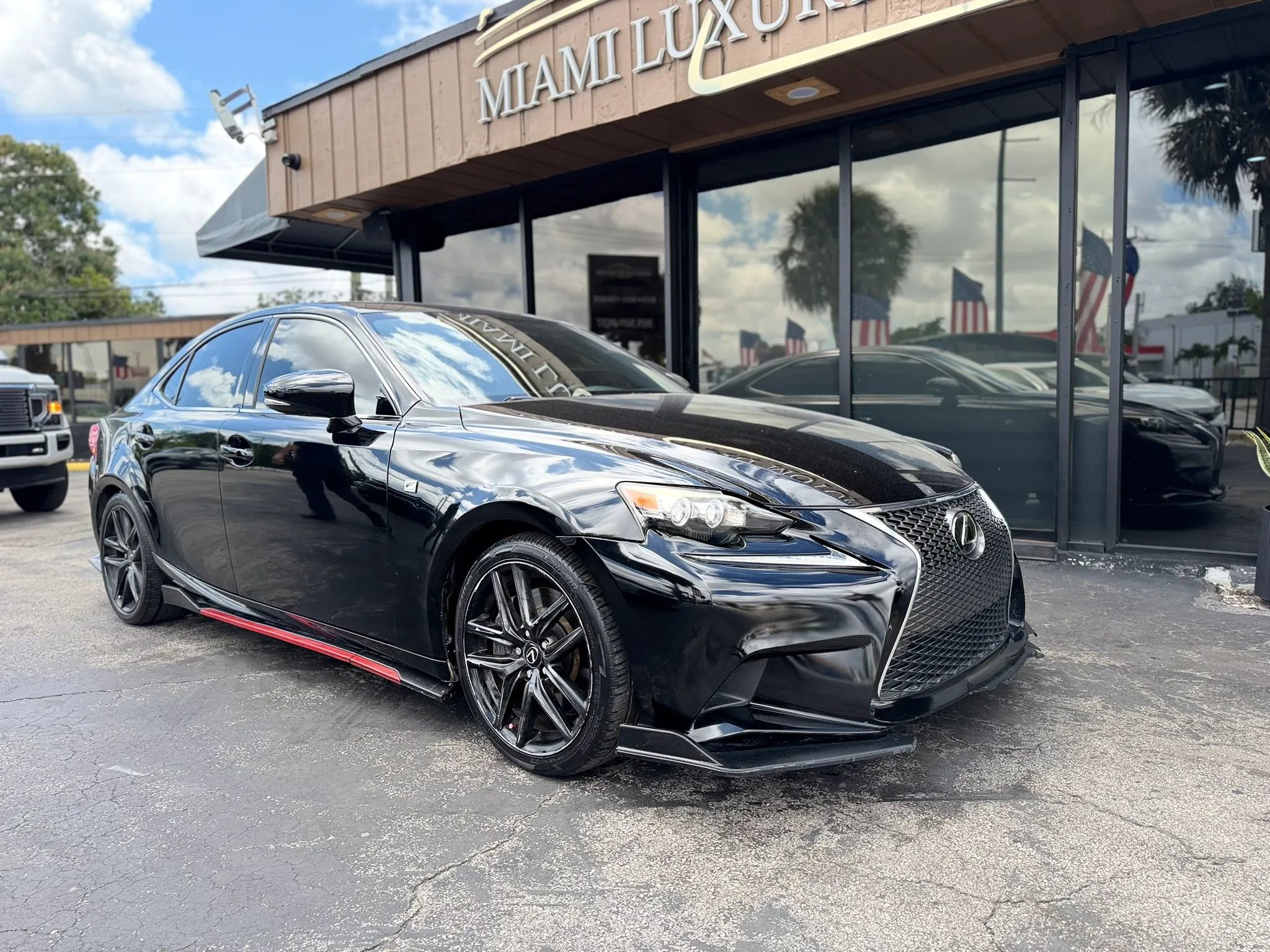 Used 2016 Lexus IS 200t w/ F Sport Package RWD image 4