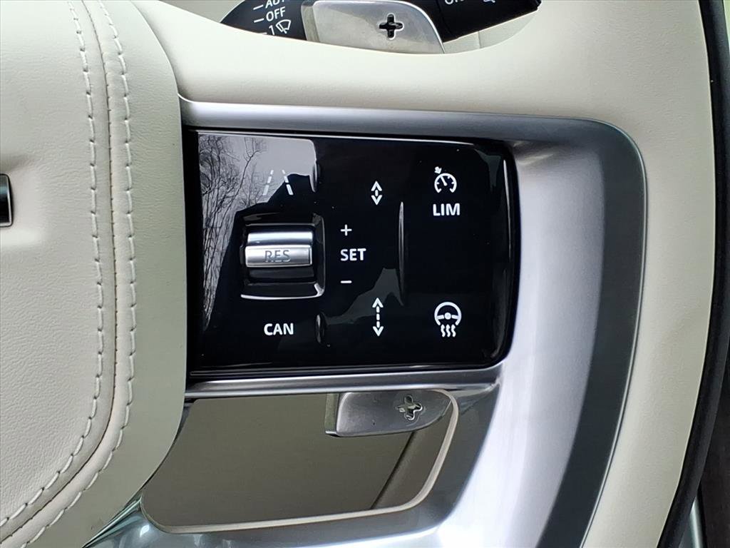 New 2026 Land Rover Range Rover Long Wheelbase SE image 15