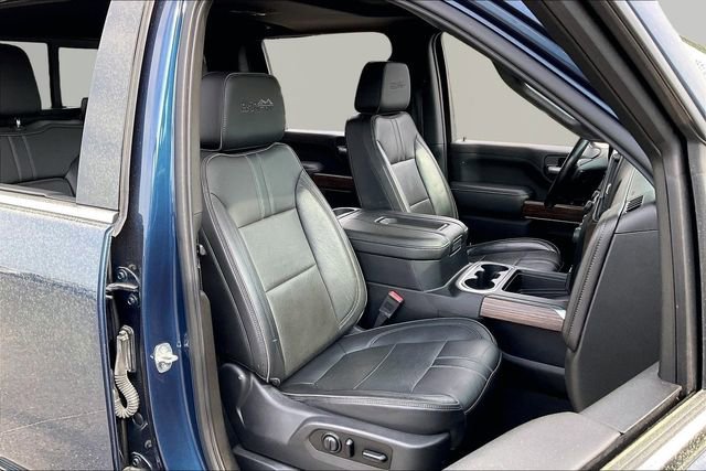 Used 2020 Chevrolet Silverado 3500 High Country w/ Technology Package image 20