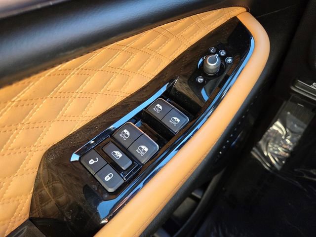 Certified 2022 Jeep Grand Cherokee Summit w/ Luxury Tech Group V image 25