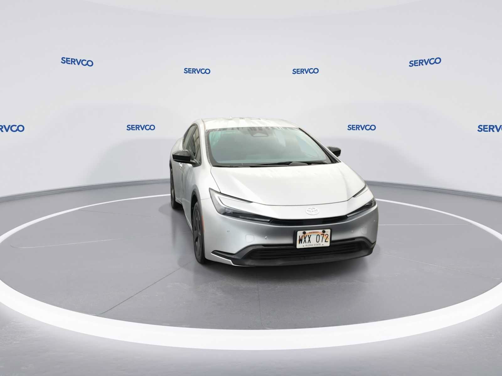 Used 2024 Toyota Prius LE FWD image 3