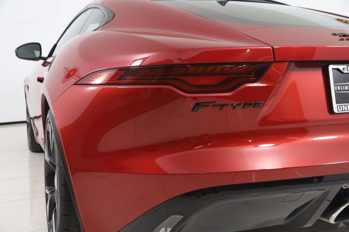 Used 2021 Jaguar F-TYPE Coupe RWD image 32