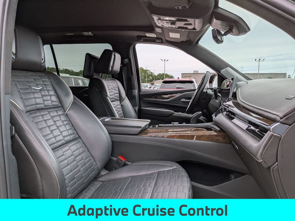 Used 2024 Cadillac Escalade ESV Sport Platinum w/ LPO, ONYX Package AWD/4WD image 31
