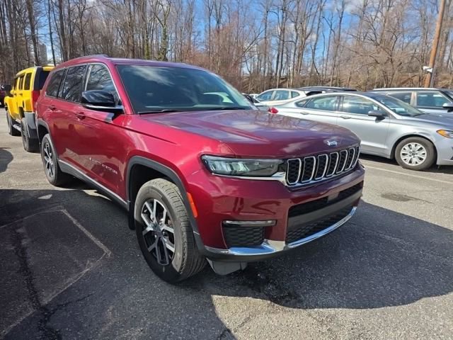 Certified 2024 Jeep Grand Cherokee L Limited w/ MOPAR Finishing Package image 11
