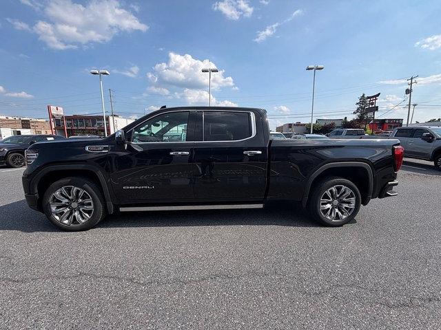 Certified 2023 GMC Sierra 1500 Denali w/ Denali Reserve Package AWD/4WD image 6