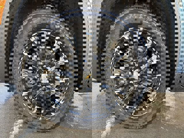 New 2026 Chevrolet Traverse LT w/ Sun and Wheel Package image 11