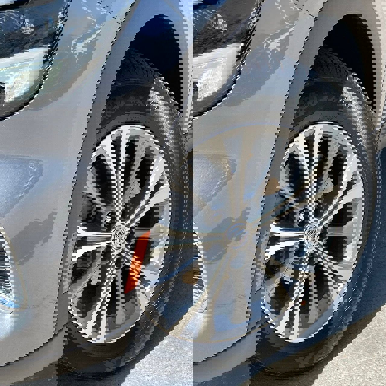 Used 2022 Buick Envision Preferred image 8