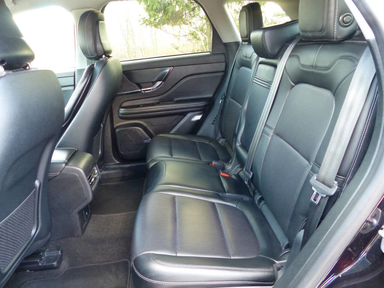 Used 2020 Lincoln Corsair Standard 4dr SUV image 38