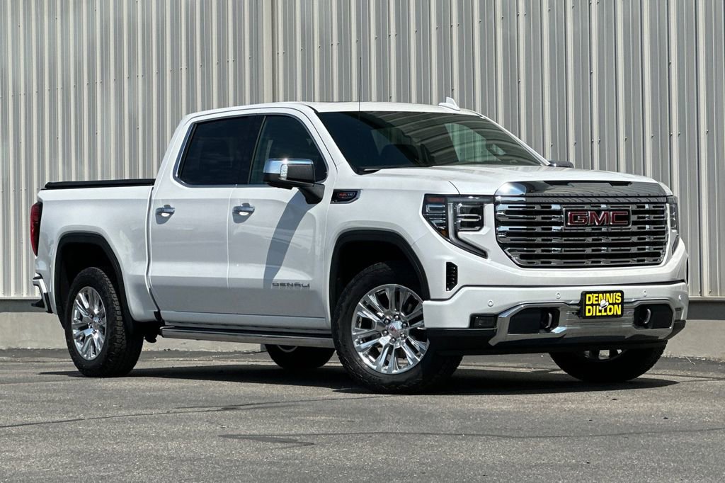 Used 2025 GMC Sierra 1500 Denali w/ Technology Package AWD/4WD image 2