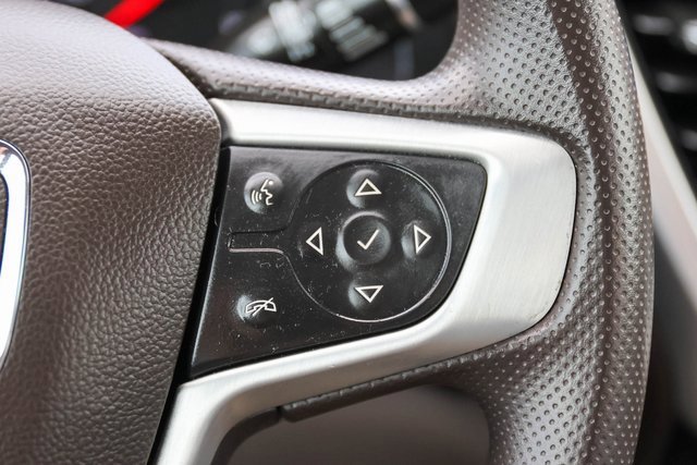 Used 2023 GMC Acadia SLE w/ Driver Convenience Package image 32