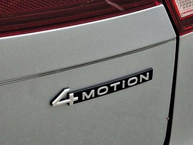 Used 2024 Volkswagen Tiguan SE R-Line AWD/4WD image 31