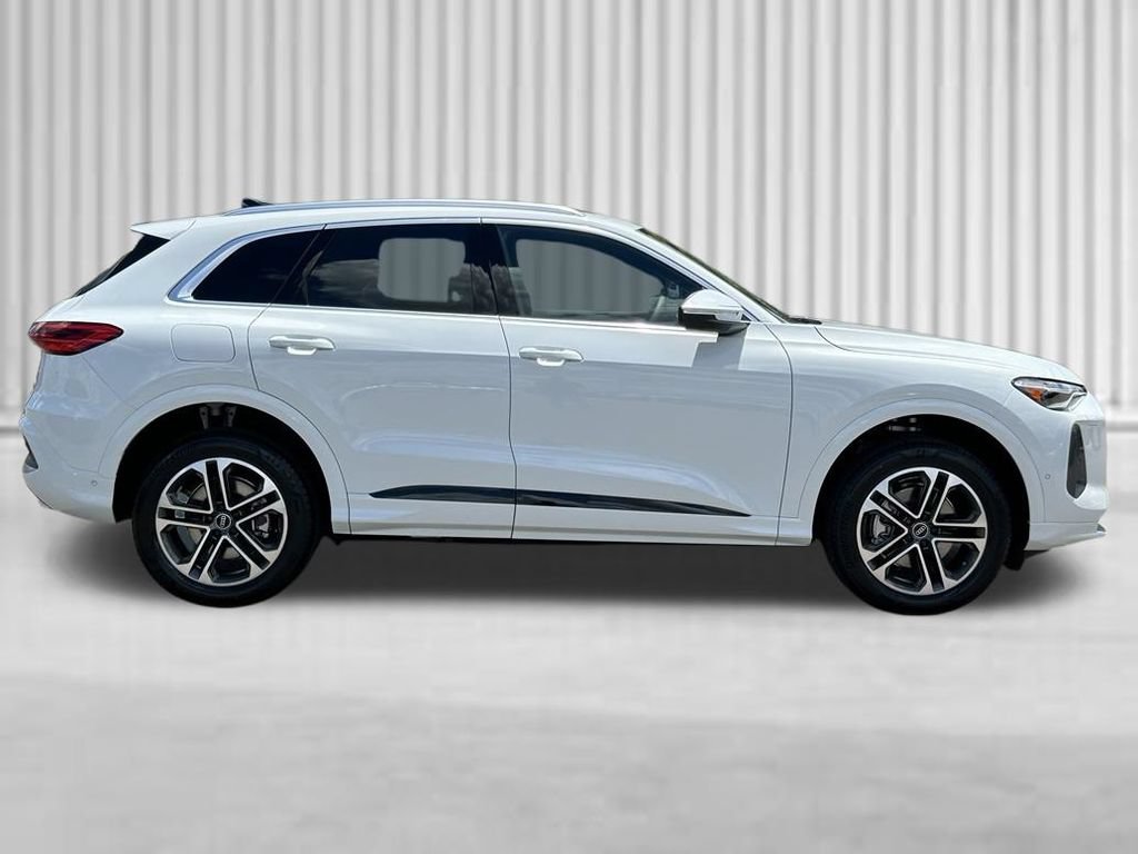 New 2026 Audi Q5 Premium Plus AWD/4WD image 6