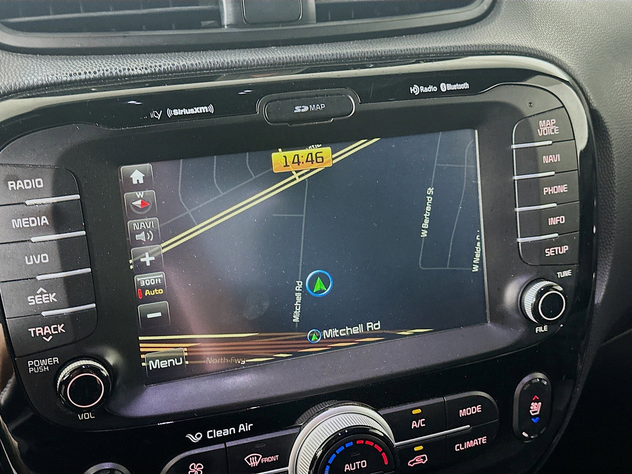 Used 2014 Kia Soul ! w/ Sun & Sound Package image 21