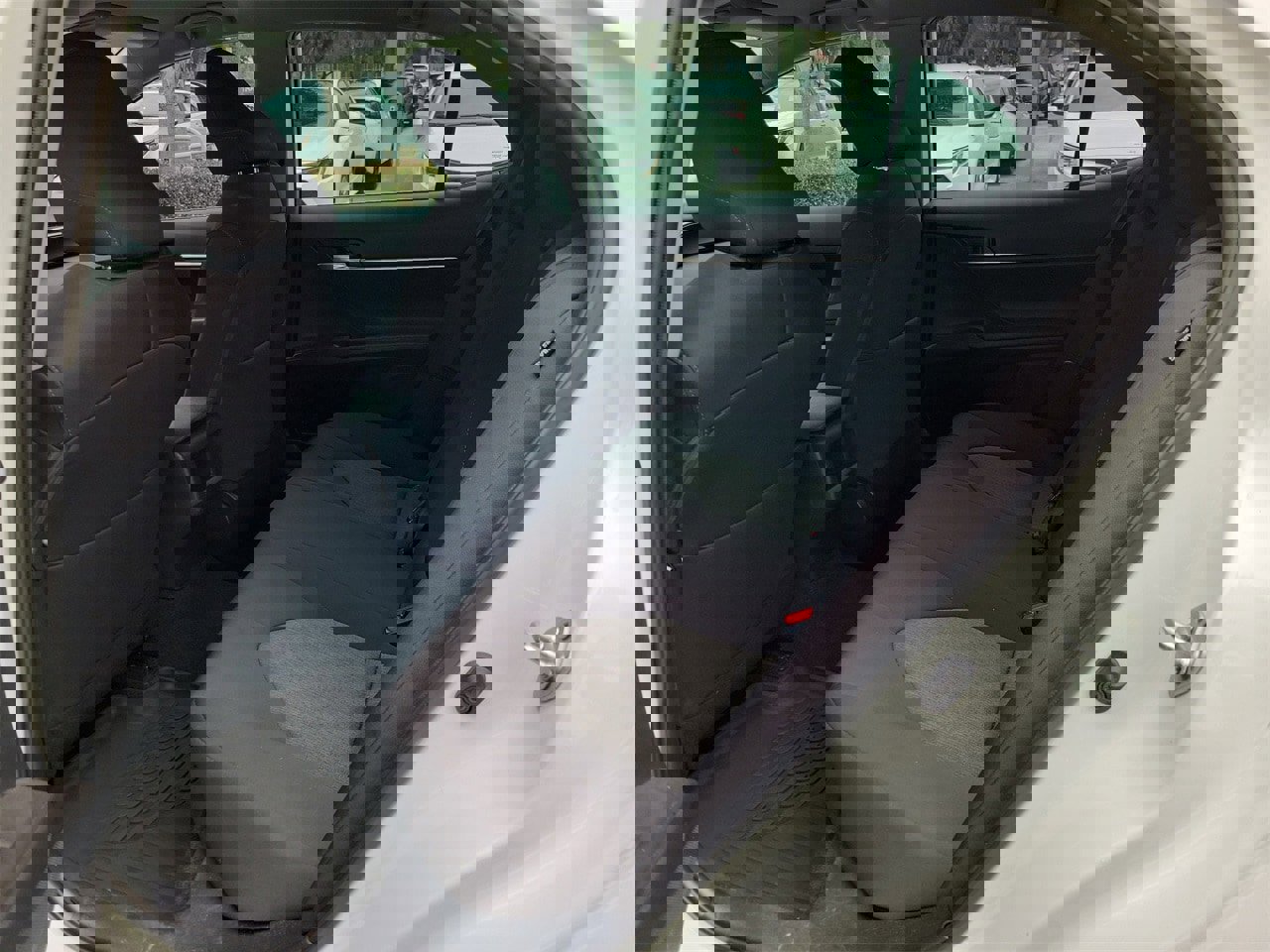 Used 2024 Toyota Camry LE image 10