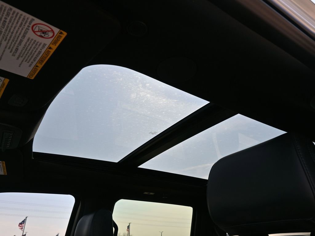 Used 2025 Ford F350 Platinum image 24