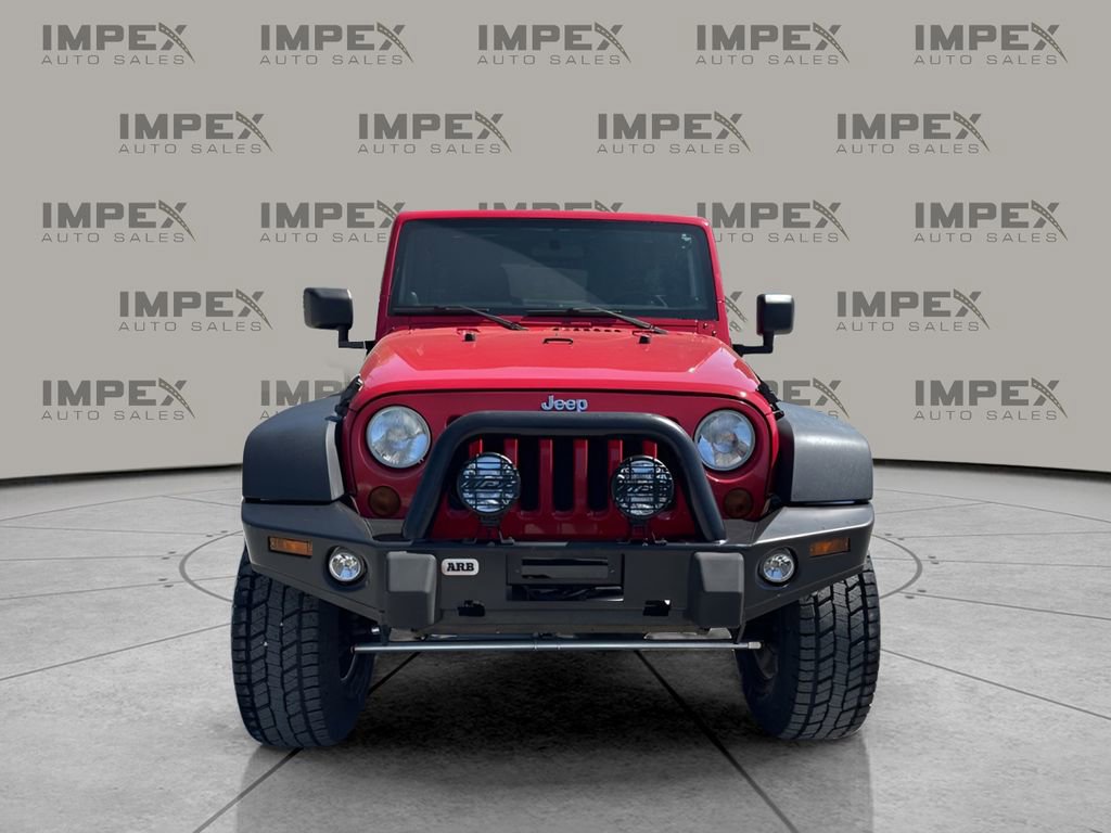 Used 2012 Jeep Wrangler Unlimited Rubicon w/ Connectivity Group AWD/4WD image 8