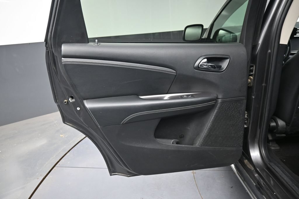 Used 2017 Dodge Journey Crossroad AWD/4WD image 25