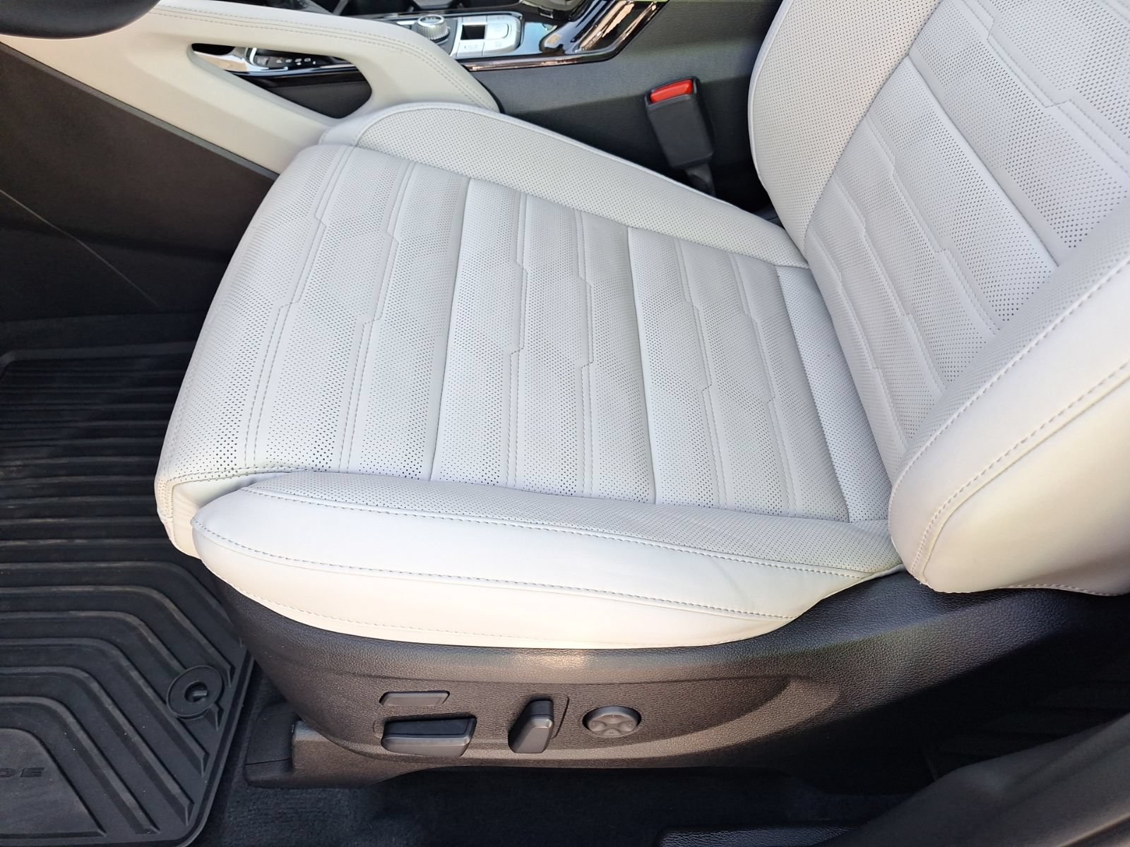 Used 2024 Kia Telluride SX Prestige AWD/4WD image 15