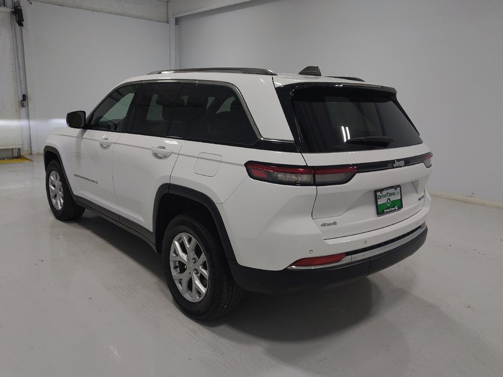Used 2023 Jeep Grand Cherokee Limited AWD/4WD image 5