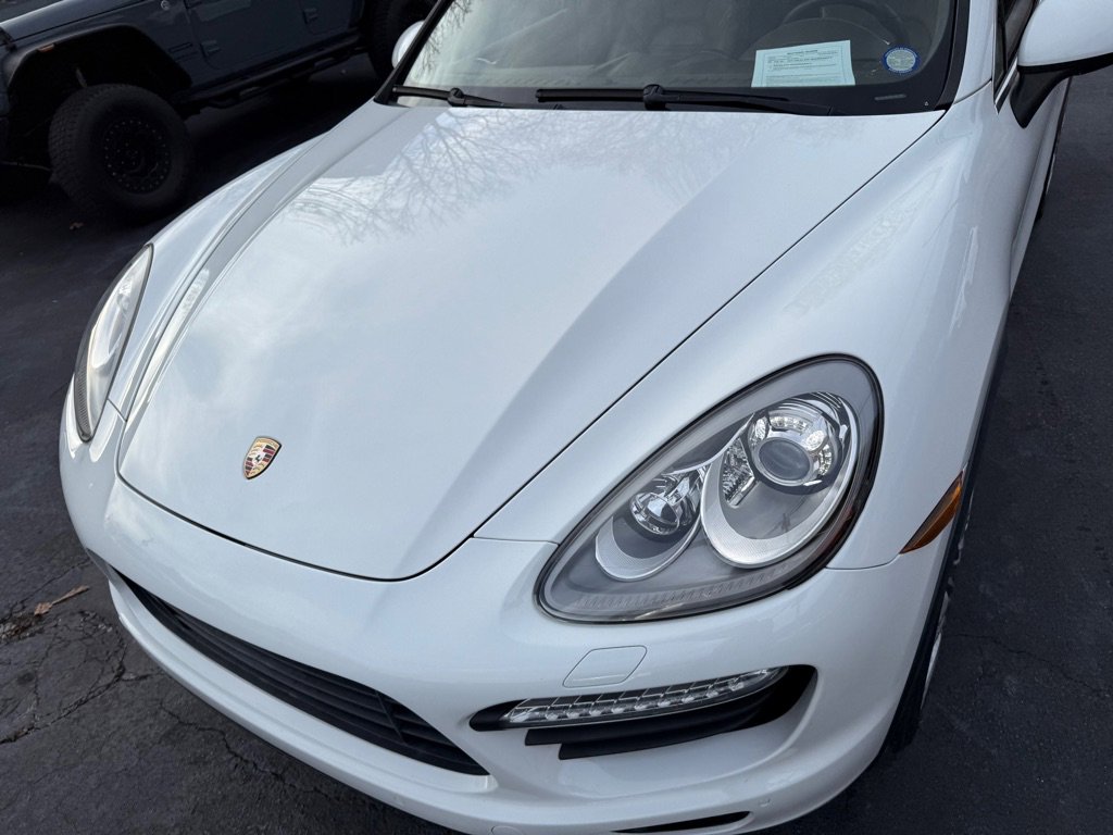 Used 2013 Porsche Cayenne Turbo w/ Premium Pkg Plus image 29