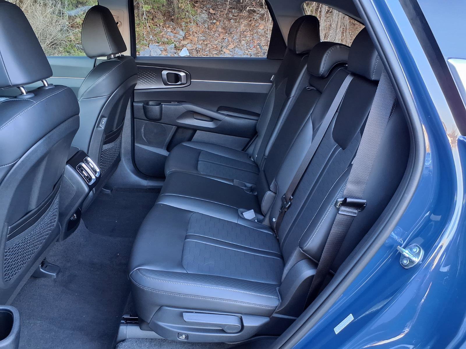 New 2026 Kia Sorento S image 4