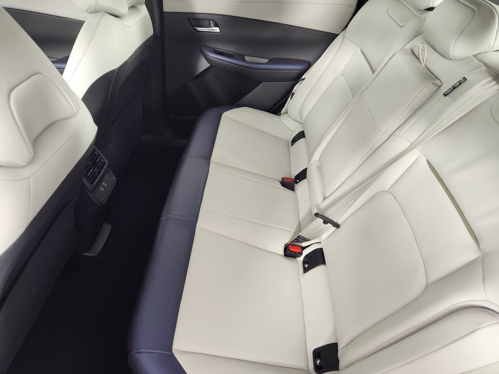 New 2026 Nissan Leaf SV+ image 12