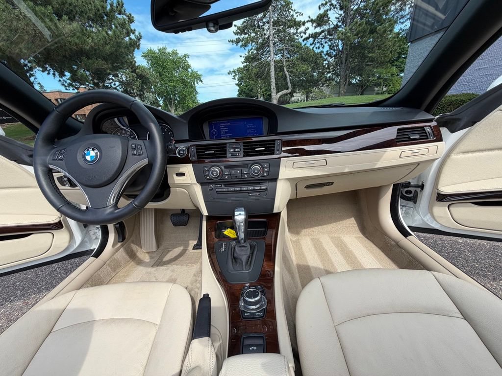 Used 2012 BMW 328i Convertible RWD image 46