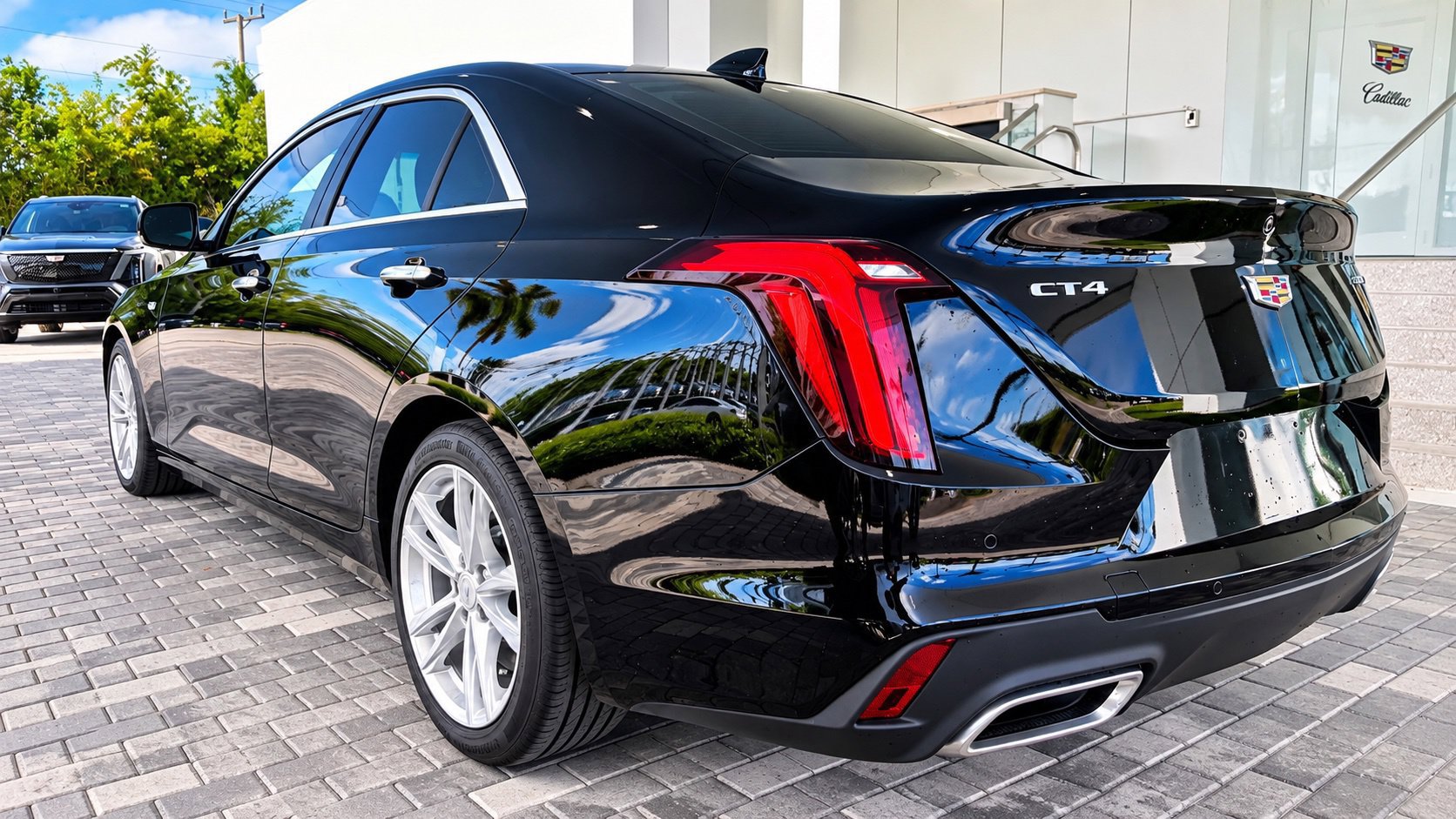 Certified 2024 Cadillac CT4 Luxury RWD image 3