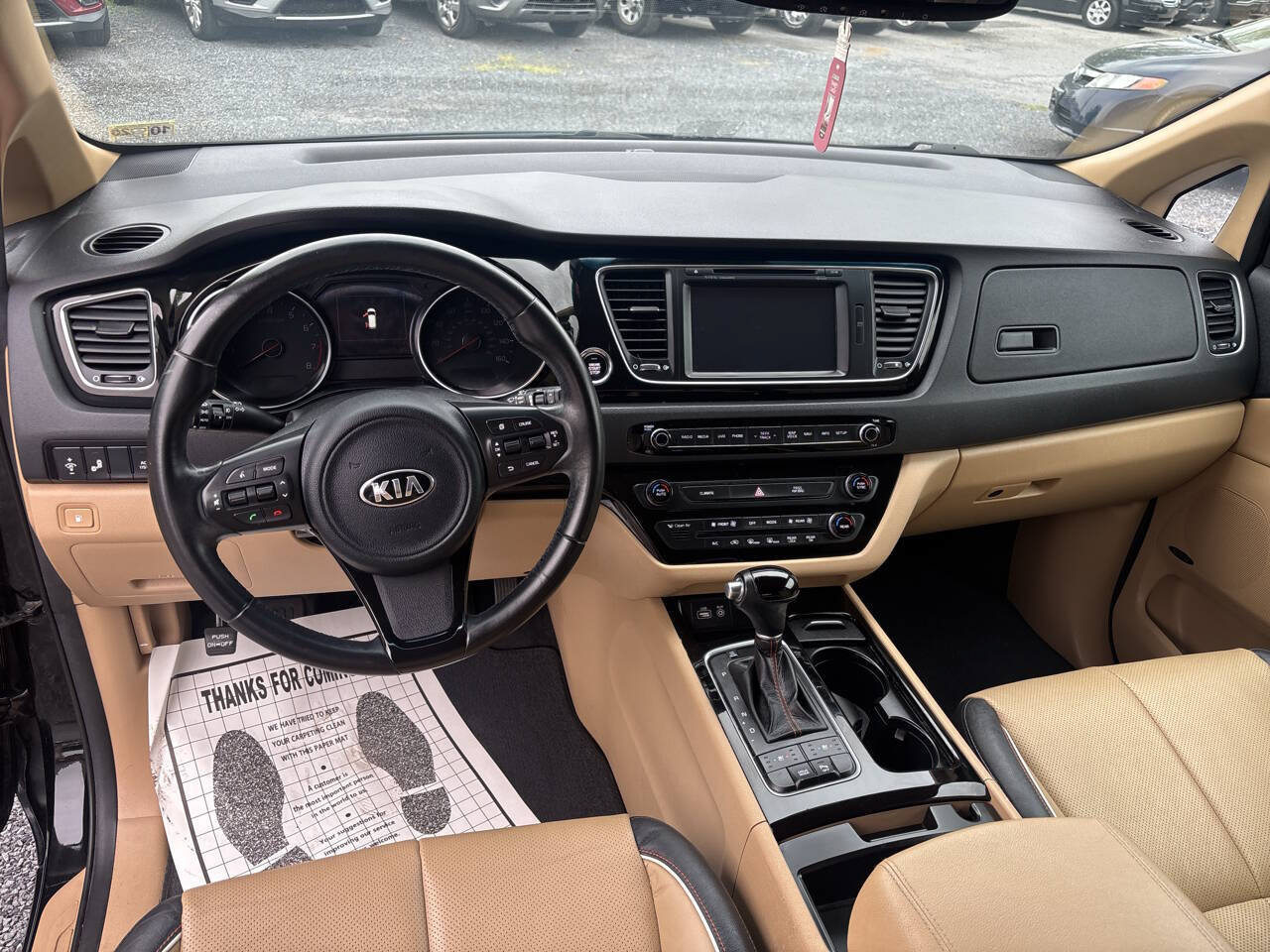 Used 2015 Kia Sedona SX FWD image 27
