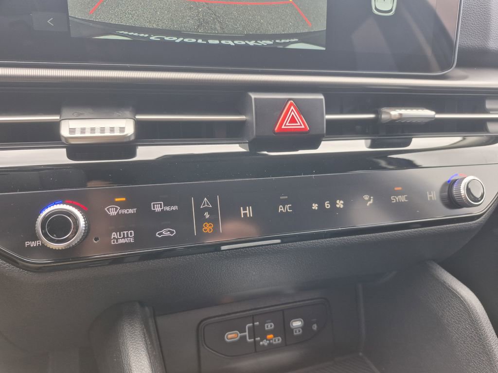 New 2026 Kia Sportage EX image 22