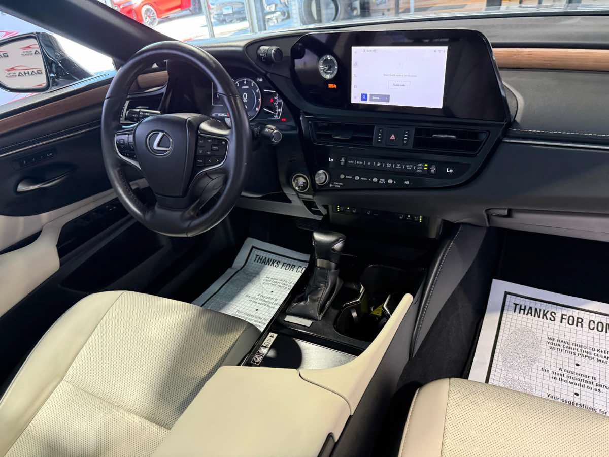 Used 2024 Lexus ES 350 w/ Premium Package FWD image 51