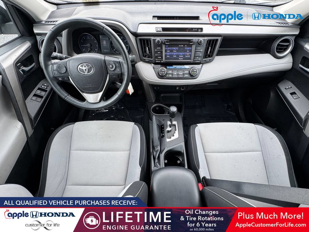Used 2017 Toyota RAV4 XLE AWD/4WD image 17