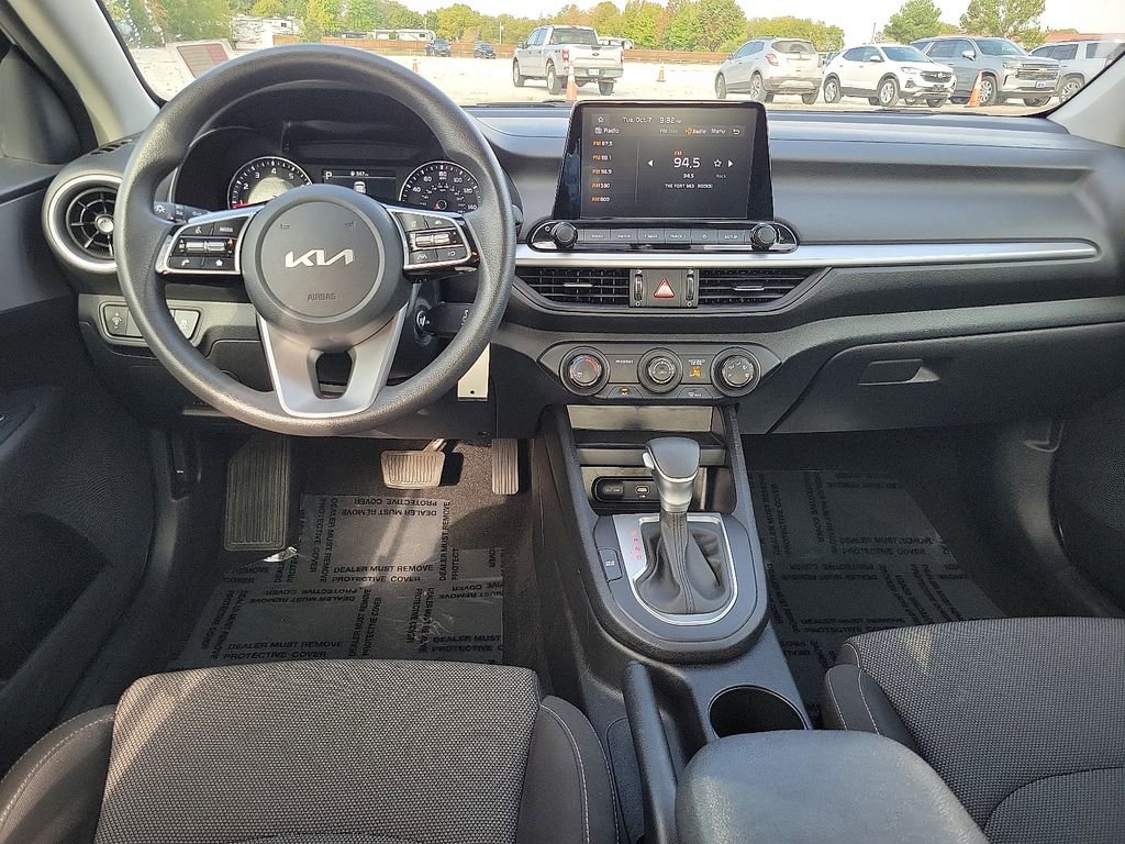 Used 2024 Kia Forte LXS image 10
