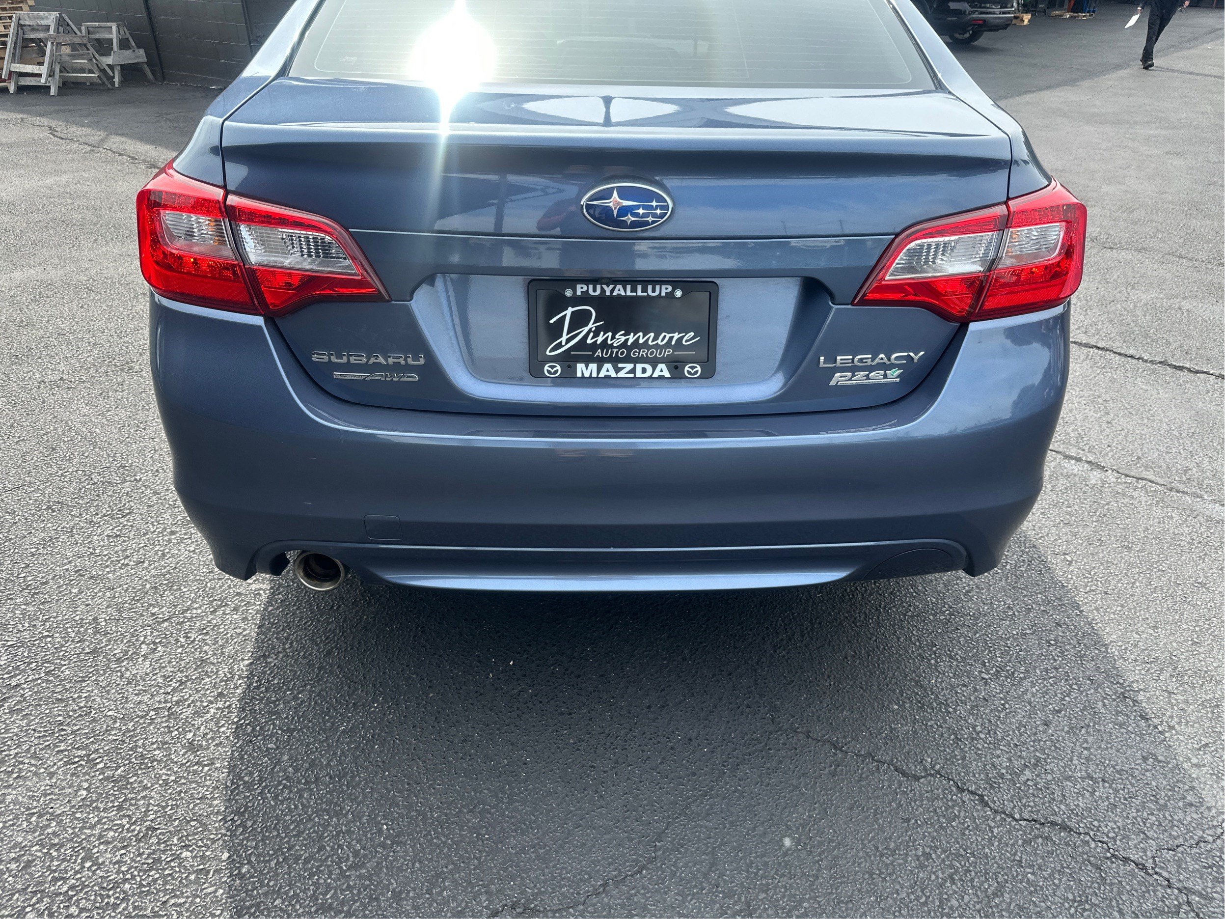 Used 2017 Subaru Legacy 2.5i Premium AWD/4WD image 24