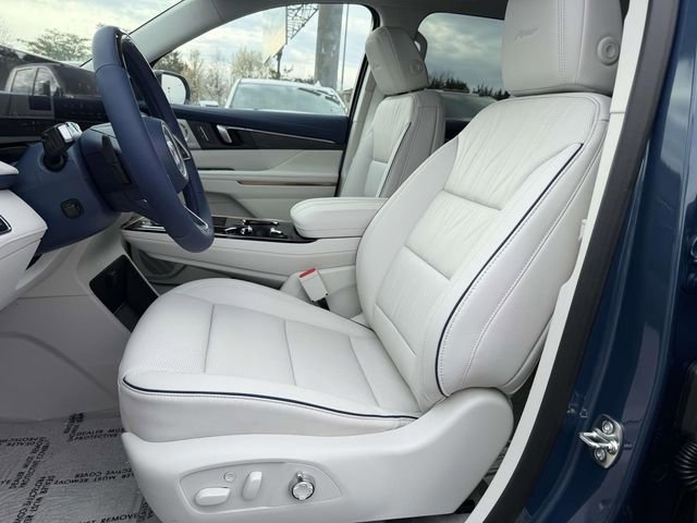 New 2026 Buick Enclave Avenir w/ Super Cruise Package AWD/4WD image 7