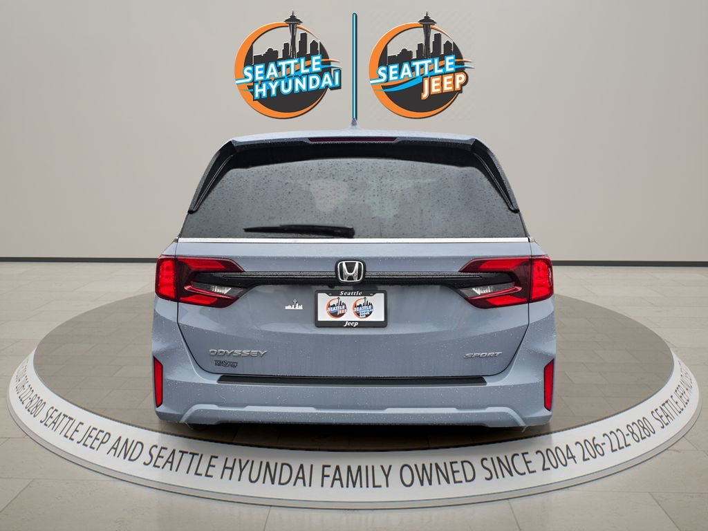 Used 2025 Honda Odyssey Sport-L image 4