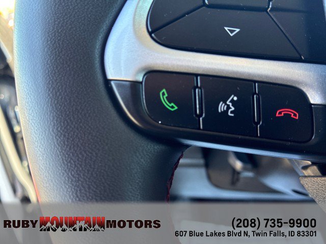Used 2020 Jeep Renegade Trailhawk AWD/4WD image 17
