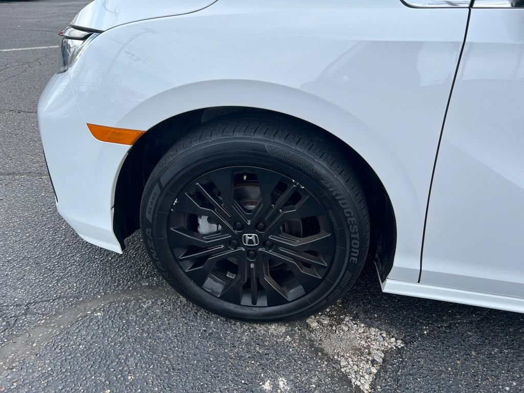Used 2025 Honda Odyssey Sport-L image 35