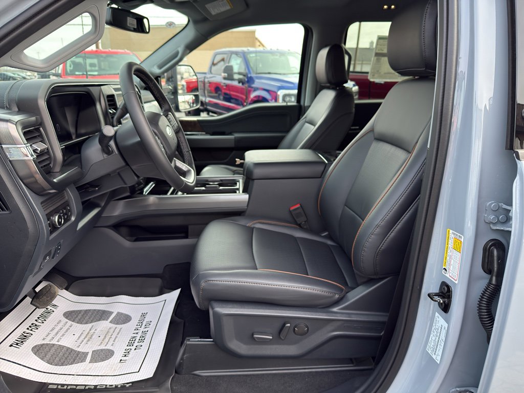 New 2026 Ford F350 Lariat w/ Black Appearance Package image 10