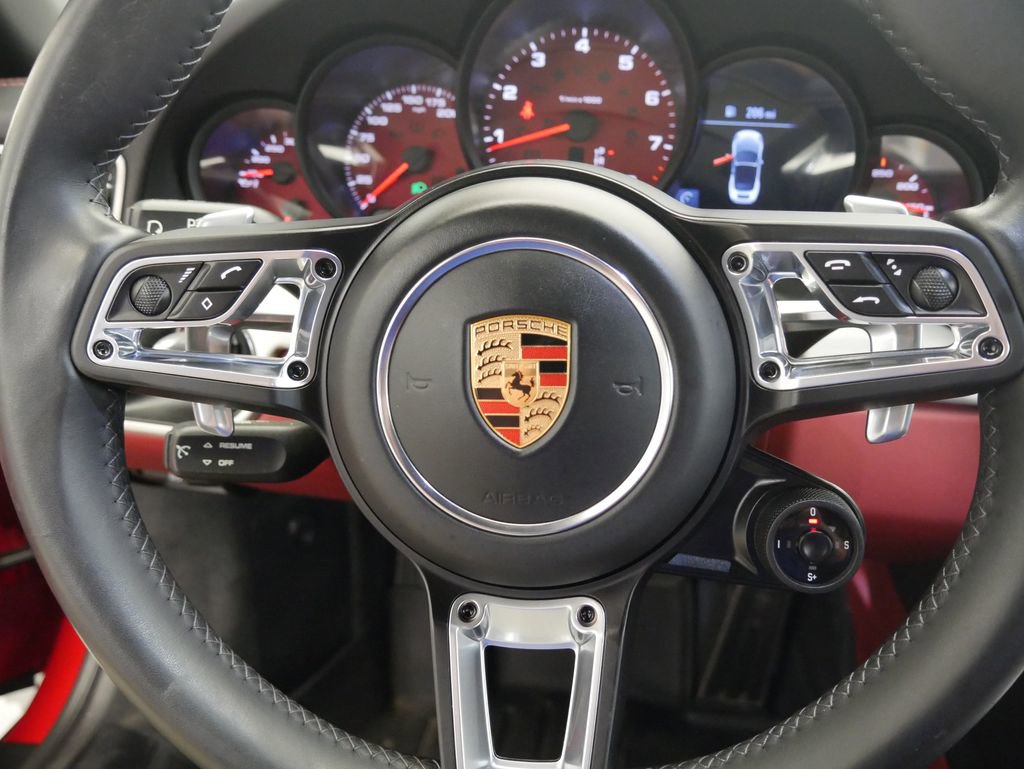 Certified 2019 Porsche 911 Carrera 4 image 23
